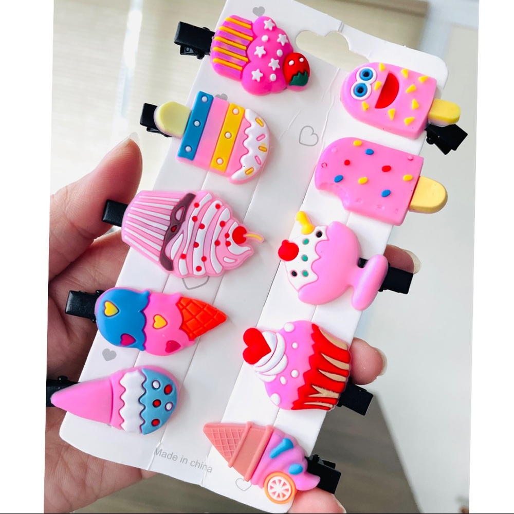 Cupcake or Fruit hair clip set🦄👸